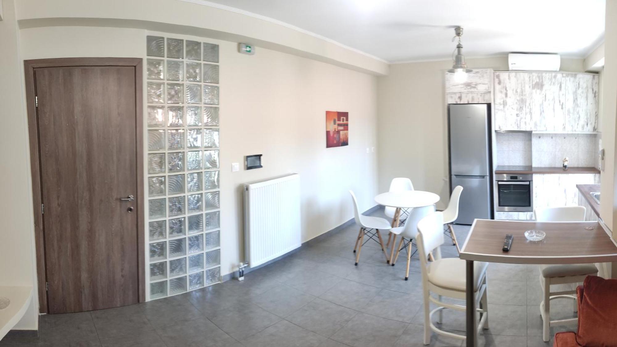 Vasilikis Apartment 卡拉马塔 外观 照片