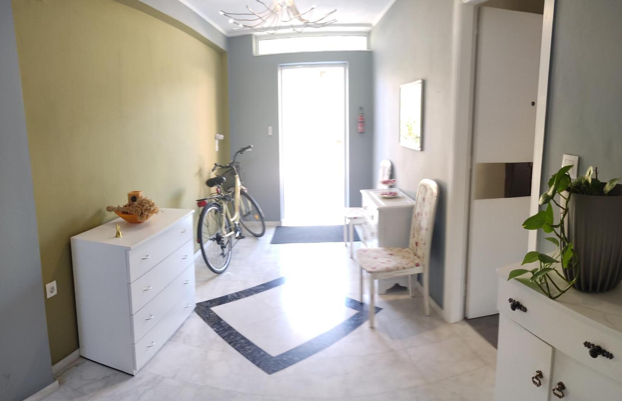 Vasilikis Apartment 卡拉马塔 外观 照片