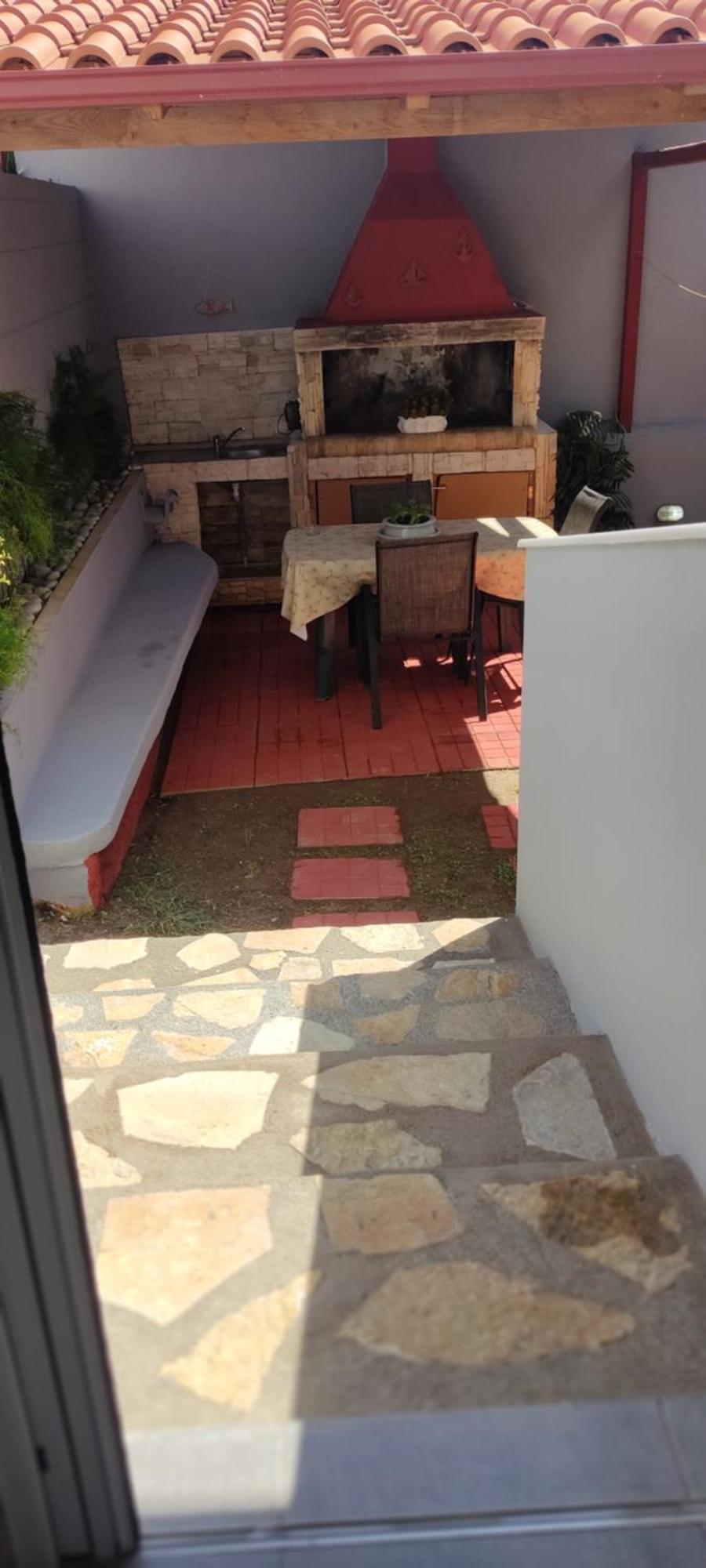 Vasilikis Apartment 卡拉马塔 外观 照片