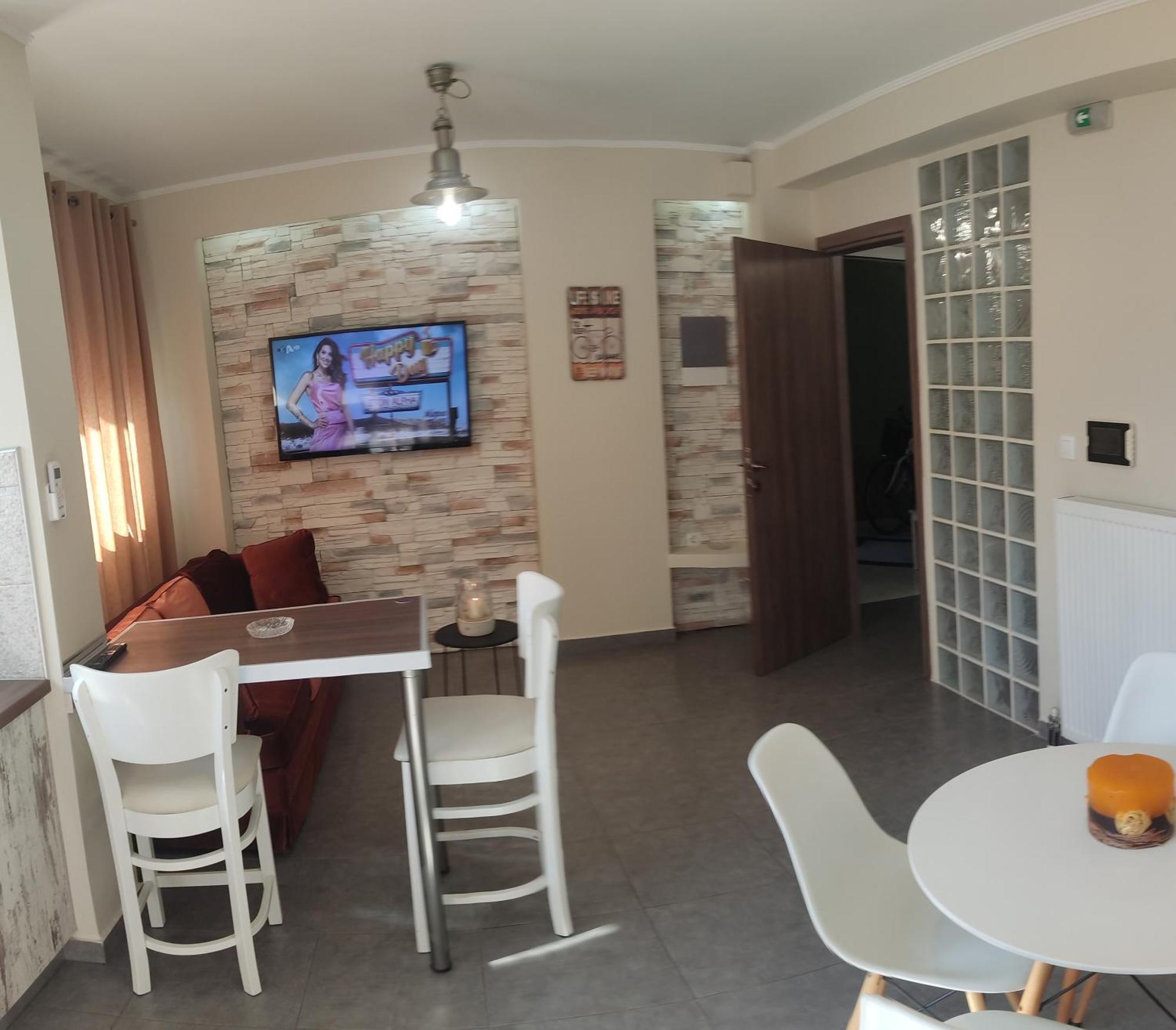 Vasilikis Apartment 卡拉马塔 外观 照片