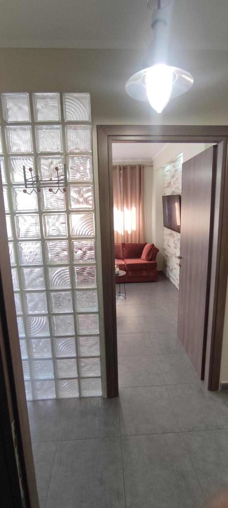 Vasilikis Apartment 卡拉马塔 外观 照片